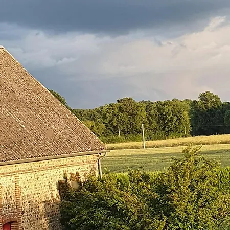 Au Petit Paradis Sainte-Gauburge-Sainte-Colombe Exterior foto